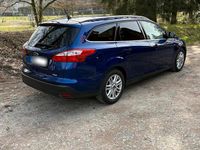 Gebraucht Ford Focus 125 PS (91 kW) 2014 Blau Kombi