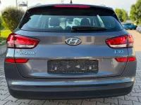 Gebraucht Hyundai i30 Style 120 PS (88 kW) 2018 Dunkel garu Kombi