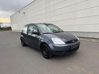 Gebraucht Ford Fiesta Ambiente 60 PS (44 kW) 2004 Grau Kleinwagen