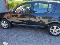 Second-hand Dacia Sandero 73 CP (53 kW) 2009 Negru Hatchback