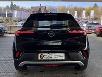 Gebraucht Opel Mokka-e Elegance 100 kW (136 PS) 2022 Diamant schwarz/karbon schwarz SUV