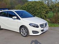 Gebraucht Mercedes B180 122 PS (89 kW) 2016 Weiß Van / Kleinbus