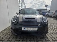 Gebraucht Mini Cooper SE 135 kW (184 PS) 2023 Midnight black metallic Kleinwagen