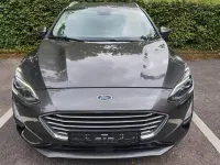 Gebraucht Ford Focus Titanium 125 PS (91 kW) 2018 Grau Kombi