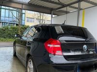 gebraucht BMW 118 i Schwarz