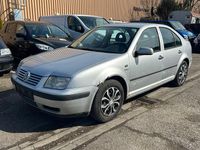 Gebraucht VW Bora Basis 116 PS (85 kW) 2001 Silber Limousine