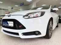 Gebraucht Ford Focus ST 250 PS (183 kW) 2013 Weiß Limousine