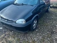 Gebraucht Opel Corsa 54 PS (39 kW) 1998 Schwarz Kleinwagen