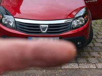 Używany Dacia Sandero 75 KM (55 kW) 2012 Czerwony Hatchback