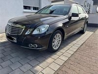 Gebraucht Mercedes E200 Elegance 184 PS (135 kW) 2010 Violet Limousine