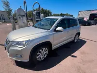 Gebraucht VW Tiguan 140 PS (102 kW) 2010 Gold SUV