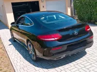 Gebraucht Mercedes C180 156 PS (114 kW) 2016 Schwarz Coupé
