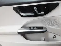 Gebraucht Mercedes C300 Avantgarde 265 PS (194 kW) 2022 Mojavesilber metallic Kombi