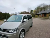 Gebraucht VW Multivan 180 PS (132 kW) 2015 Grau Van / Kleinbus