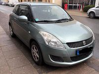 Gebraucht Suzuki Swift 94 PS (69 kW) 2011 Grün Kleinwagen