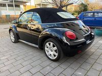 Gebraucht VW New Beetle 100 PS (73 kW) 2004 Schwarz Kleinwagen