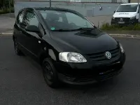 Gebraucht VW Fox 70 PS (51 kW) 2008 Schwarz Kleinwagen