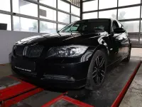 Używany BMW 330 258 KM (189 kW) 2005 Czarny Sedan/Limuzyna