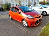 Gebraucht Toyota Aygo 68 PS (50 kW) 2012 Orange Kleinwagen