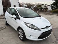 Gebraucht Ford Fiesta Trend 60 PS (44 kW) 2010 Weiß Kleinwagen