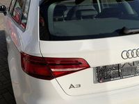 Gebraucht Audi A3 Sport 150 PS (110 kW) 2018 Weiß Limousine