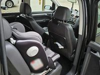 Second-hand VW Caddy 140 CP (102 kW) 2008 Negru Monovolum