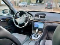 Gebraucht Mercedes E240 236 PS (173 kW) 2003 Schwarz Limousine