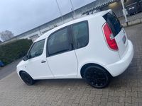 Gebraucht Skoda Roomster Active 69 PS (50 kW) 2013 Silber Van / Kleinbus
