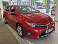 Gebraucht Toyota Auris Edition 132 PS (97 kW) 2013 Navachorot Limousine