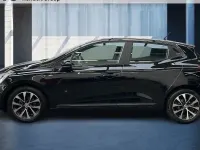 Używany Renault Clio V Equilibre 91 KM (66 kW) 2023 Czarny Sedan/Limuzyna