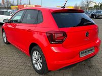 Gebraucht VW Polo Highline 95 PS (69 kW) 2021 Rot Limousine