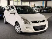 Gebraucht Hyundai i20 Classic 77 PS (56 kW) 2010 Weiß Kleinwagen