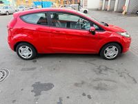 Gebraucht Ford Fiesta 90 PS (66 kW) 2010 Rot Kleinwagen