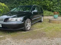 Gebraucht Volvo V70 140 PS (102 kW) 2001 Schwarz Kombi