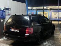 Gebraucht VW Passat Basis 101 PS (74 kW) 2004 Schwarz Kombi