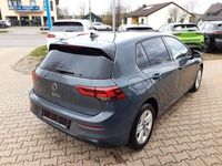 gebraucht VW Golf VIII Life SH Navi Appel CarPlay