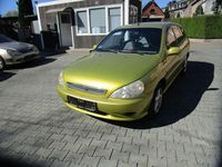 Gebraucht Kia Rio 98 PS (72 kW) 2001 Gelb Limousine