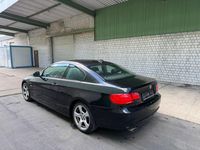 Gebraucht BMW 320 Sport Line 184 PS (135 kW) 2010 Schwarz Coupé