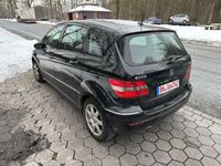 Gebraucht Mercedes B200 140 PS (102 kW) 2007 Schwarz Van / Kleinbus