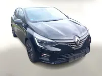 Gebraucht Renault Clio 140 PS (102 kW) 2022 Black pearl metallic Kleinwagen