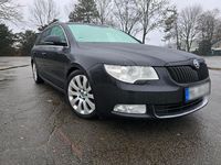 Gebraucht Skoda Superb 200 PS (147 kW) 2011 Schwarz Kombi