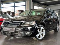 Gebraucht Skoda Octavia Elegance 150 PS (110 kW) 2015 Schwarz Kleinwagen