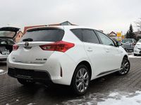 Gebraucht Toyota Auris Hybrid Edition 99 PS (72 kW) 2013 Weiß Limousine
