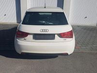Gebraucht Audi A1 105 PS (77 kW) 2010 Weiß Kleinwagen