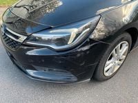 Gebraucht Opel Astra 136 PS (100 kW) 2019 Schwarz Kombi