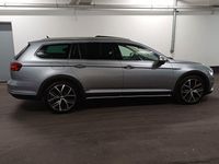 Gebraucht VW Passat 190 PS (139 kW) 2019 Pyrit silber metallic Kombi