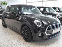 Gebraucht Mini ONE 102 PS (75 kW) 2019 Midnight black metallic Kleinwagen