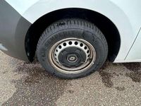 Gebraucht Renault Rapid 75 PS (55 kW) 2022 Weiss Limousine