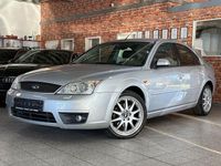 Gebraucht Ford Mondeo Ghia 170 PS (125 kW) 2001 Silber Limousine