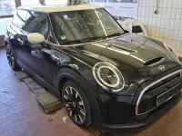 Gebraucht Mini Cooper SE 135 kW (184 PS) 2023 Schwarz Kleinwagen